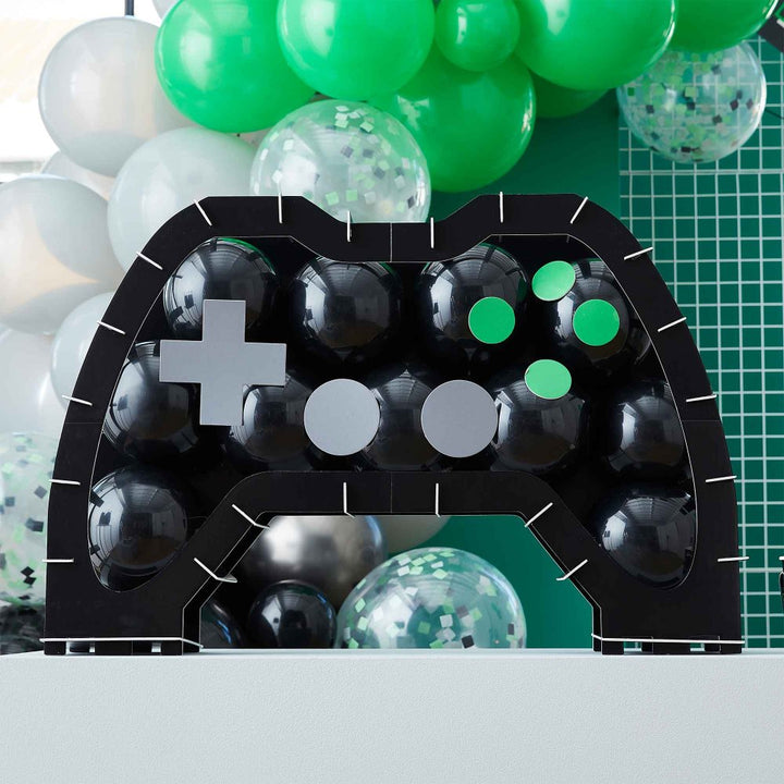 GAME CONTROLLER BALLOON MOSAIC WITH BALLONS & BUTTONS