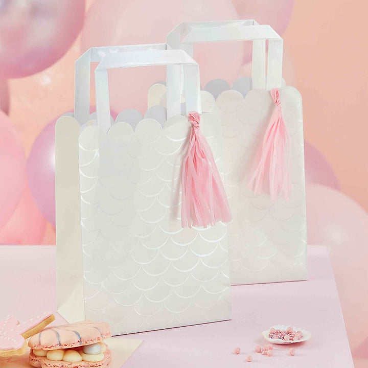 MERMAID SHELL PARTY BAG WITH TISSUE TASSEL