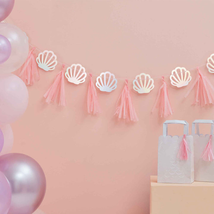 MERMAID SHELL & TASSEL GARLAND PINK & IRIDESCENT